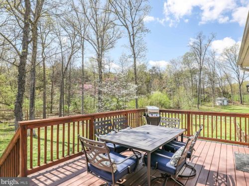 342 Executive Way, Hedgesville WV  25427-5770 exterior