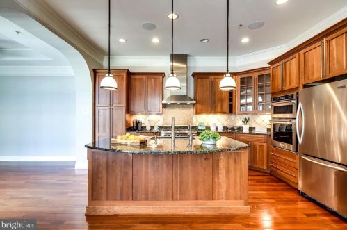 7673 President St, Fulton MD  20759-2516 exterior