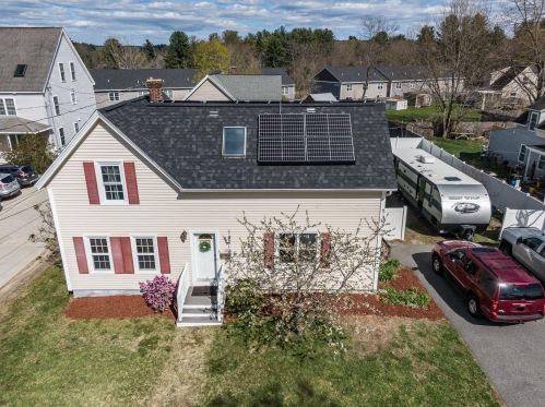 10 Highland Ave, Derry, NH 03038-2649