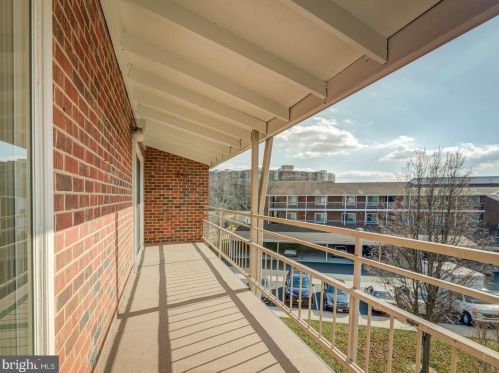 3500 Forest Edge Dr, Silver Spring MD 20906-1546 exterior