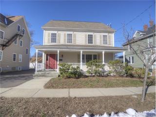 60 Prospect St, Wallingford, CT 06492-3518