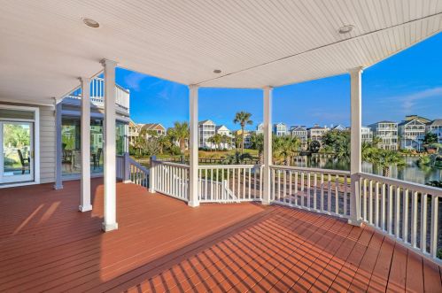 7 Ocean Point Dr, Isle Of Palms, SC 29451-3852