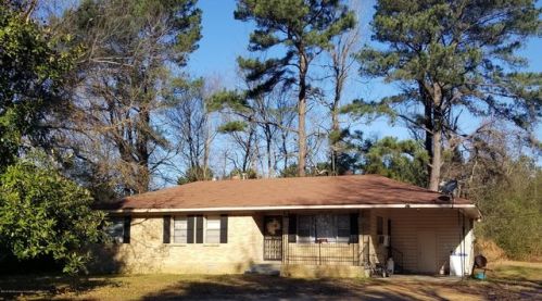 1414 Lrl Rd, Senatobia, MS 38668-3985
