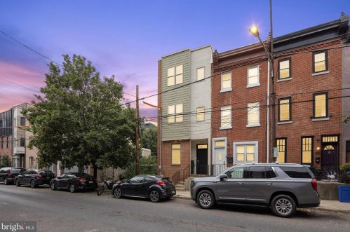 1226 4 St, Philadelphia PA 19147-0052 exterior