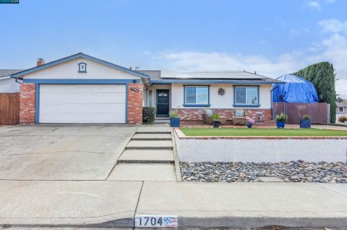 1704 Teakwood Dr, Pacheco, CA 94553-4820