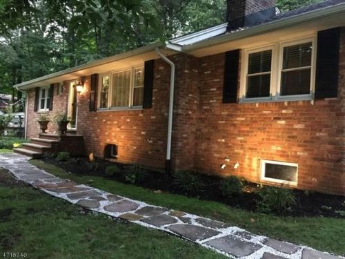 102 King George Rd, Warren, NJ 07059-6951