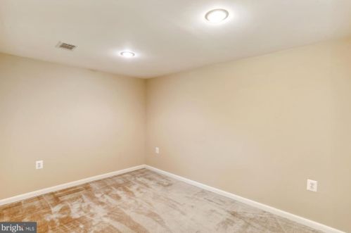 11510 Lockhart Pl, Silver Spring MD 20902-3166 exterior