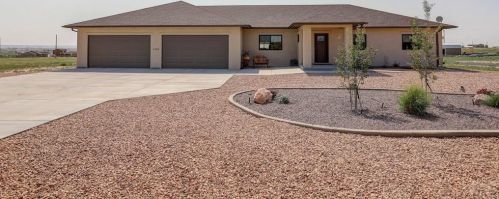 1380 Gantts Fort Ave, Pueblo, CO 81007-1315