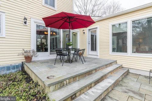 15 Snowden Ln, Princeton NJ exterior