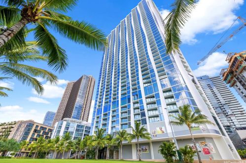 1000 Auahi St, Honolulu HI  96814-4105 exterior