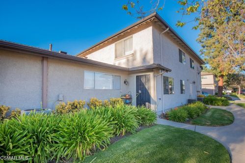 2042 Calle La Sombra, Simi Valley, CA 93063-3654