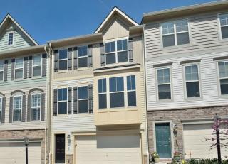 42738 Ogilvie Sq, Ashburn, VA 20148-4182