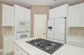 8702 Westbrook Forest Dr, Sugar Land TX  77479-6971 exterior