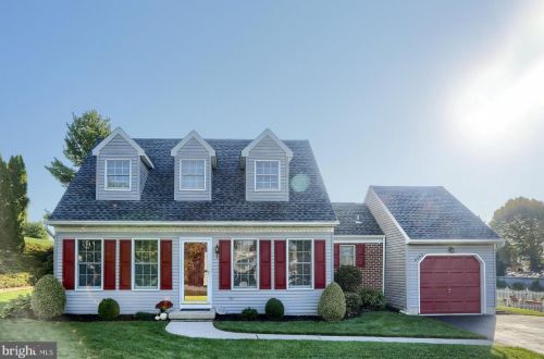 2525 Tara Ln, York, PA 17404-1391