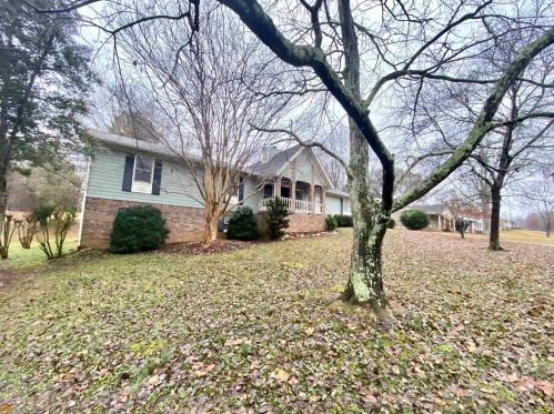 102 Allison Cir, Carrollton, GA 30117-4326