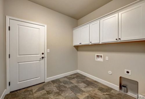 1518 Ithaca Dr, Pueblo CO  81007-2348 exterior