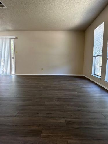 2608 Carlow Dr, Austin TX  78745-4300 exterior