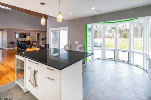 1005 Canal Rd, Princeton NJ  08540-8431 exterior