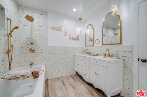 4915 Glencove Ave, Glendale CA 91214-1610 exterior