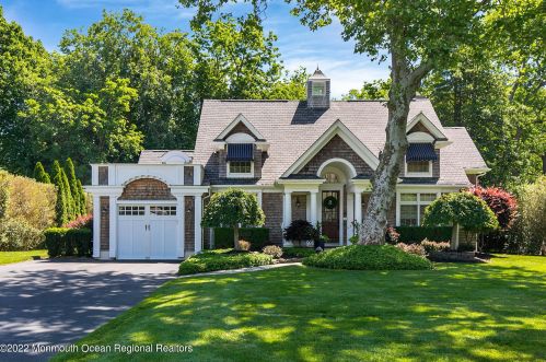 83 Harvey Ave, Lincroft, NJ 07738-1303
