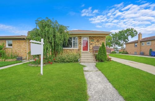 12207 Rexford St, Chicago, IL 60803-2525