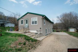 822 Neubert Ct, Mankato, MN 56001-5967
