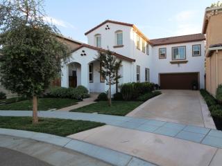 144 Del Prado Ct, Tracy, CA 95391-1247
