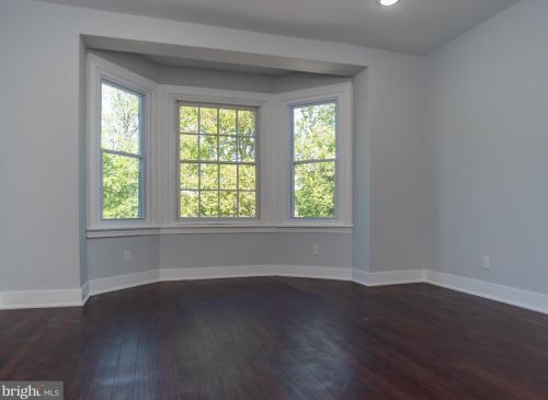 4431 9th St, Philadelphia PA  19140-2227 exterior