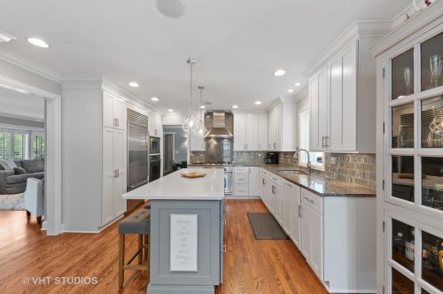 5 Fairview St, Arlington Hts IL  60005-2551 exterior