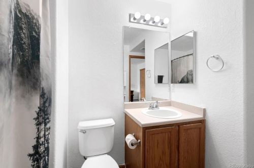 7813 Kalispell Cir, Englewood CO 80112-4647 exterior