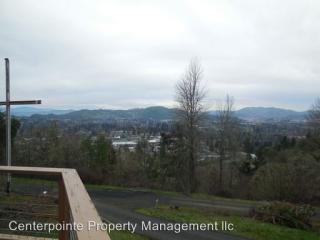 3005 Military Ave, Roseburg OR  97471-9146 exterior