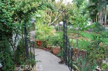 627 Vermont Ave, Glendora, CA 91740-4329