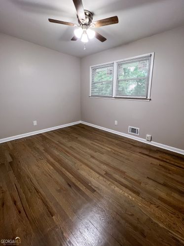 3949 Adamsville Dr, Atlanta GA  30331-3823 exterior
