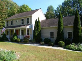 3 Chord Ln, Ivoryton CT  06442-1273 exterior