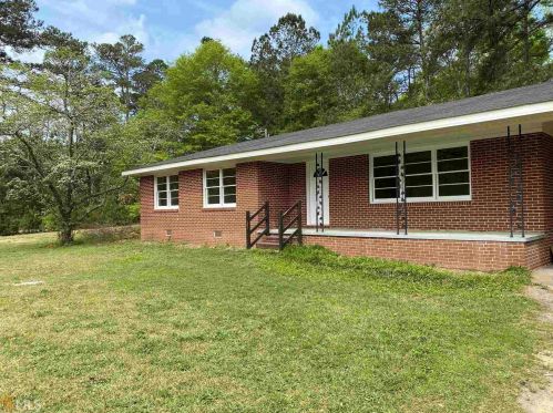 635 Adams Cir, Social Circle, GA 30025-5123