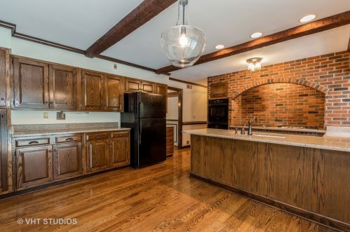 505 Winsor Dr, Antioch, IL 60002-1317