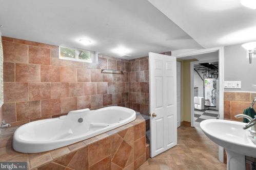 10512 Lorain Ave, Silver Spring MD 20901-2231 exterior