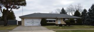 832 Heritage Dr, Addison IL  60101-3115 exterior