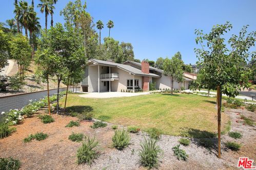 11781 Outlook Ln, Santa Ana, CA 92705-3385