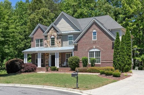 1550 Sage Ridge Dr, Marietta, GA 30064-5327