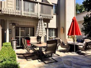 7210 Valley View Ct, Pleasanton, CA 94588-3766