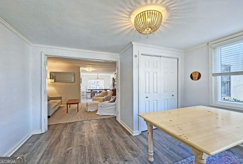 83 Montre Sq, Atlanta GA  30327-4046 exterior