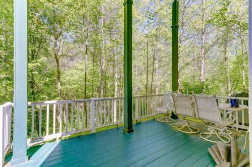 22 Whispering Pebbles Trl, Big Canoe GA  30143-6805 exterior