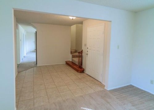 5233 Turtle Cove Rd, Garland TX  75044-4931 exterior