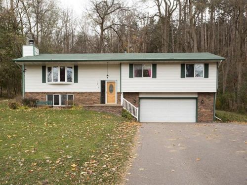 16018 6th St, St Marys Point, MN 55043-9583