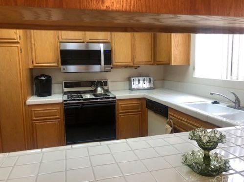 518 Reposo St, San Jacinto, CA 92582-2583