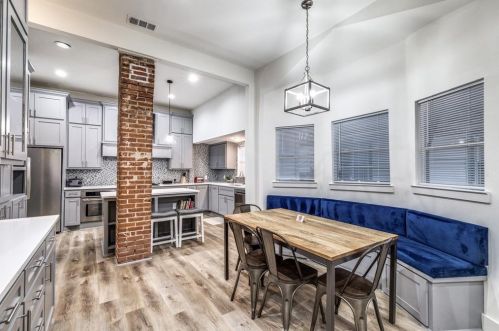 1132 Cedar Hill Ave, Dallas TX  75208-4025 exterior