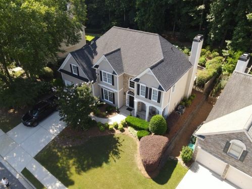 1079 Queensgate Dr, Smyrna, GA 30082-6400