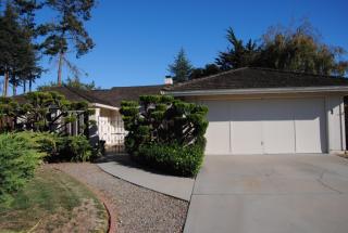 22318 Capote Dr, Salinas, CA 93908-1007