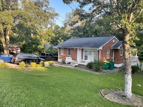 1045 Rocksprings St, Forest Park, GA 30297-1531